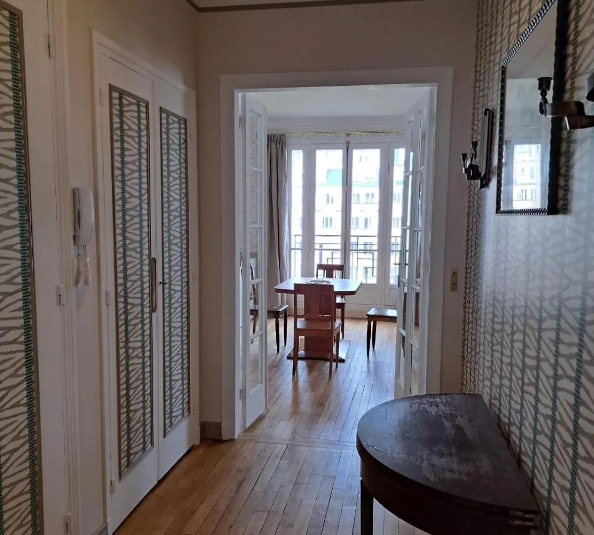 Bright & Elegant Appartment With View Over Invalides, Near St Germain Des Pres Párizs