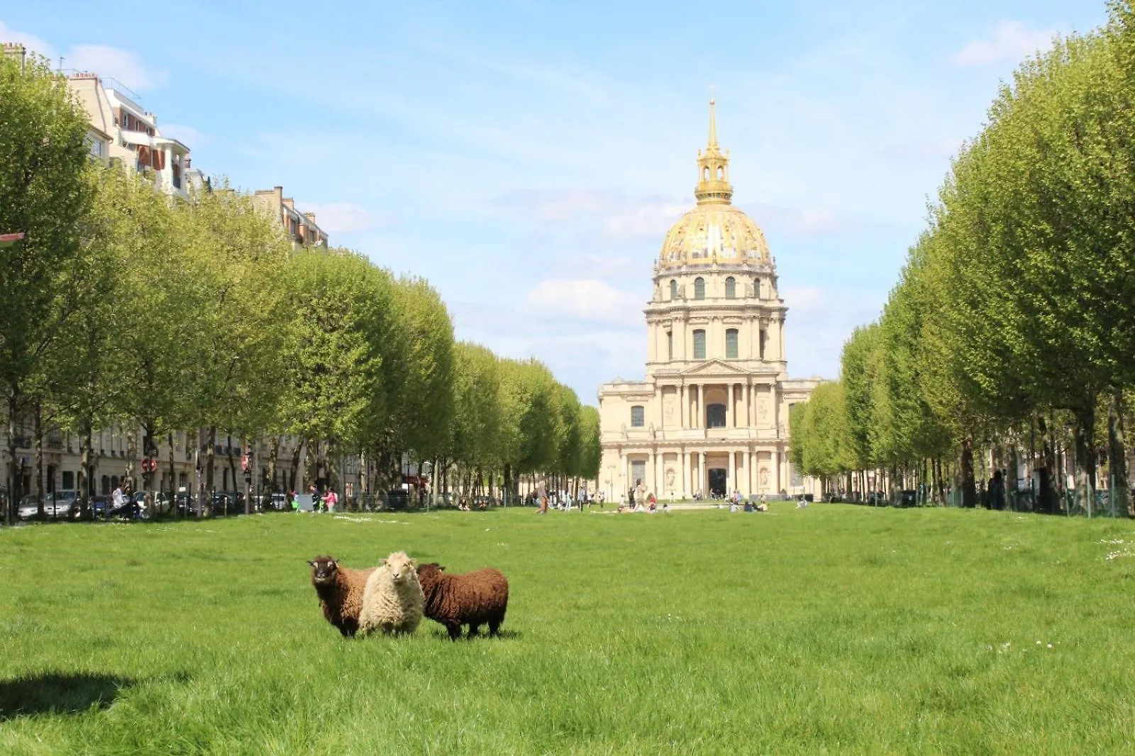 Apartman Bright & Elegant Appartment With View Over Invalides, Near St Germain Des Pres Párizs