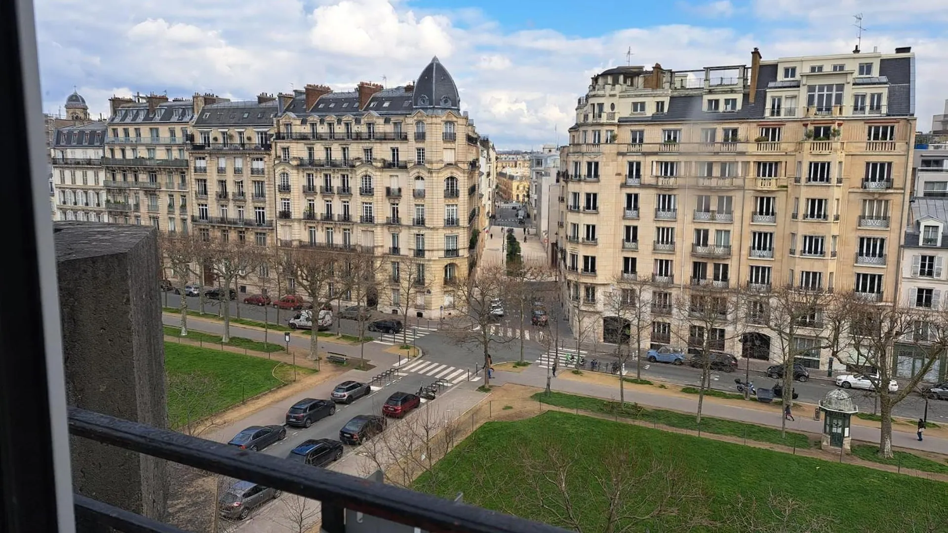 Apartment Bright & Elegant Appartment With View Over Invalides, Near St Germain Des Pres Paris