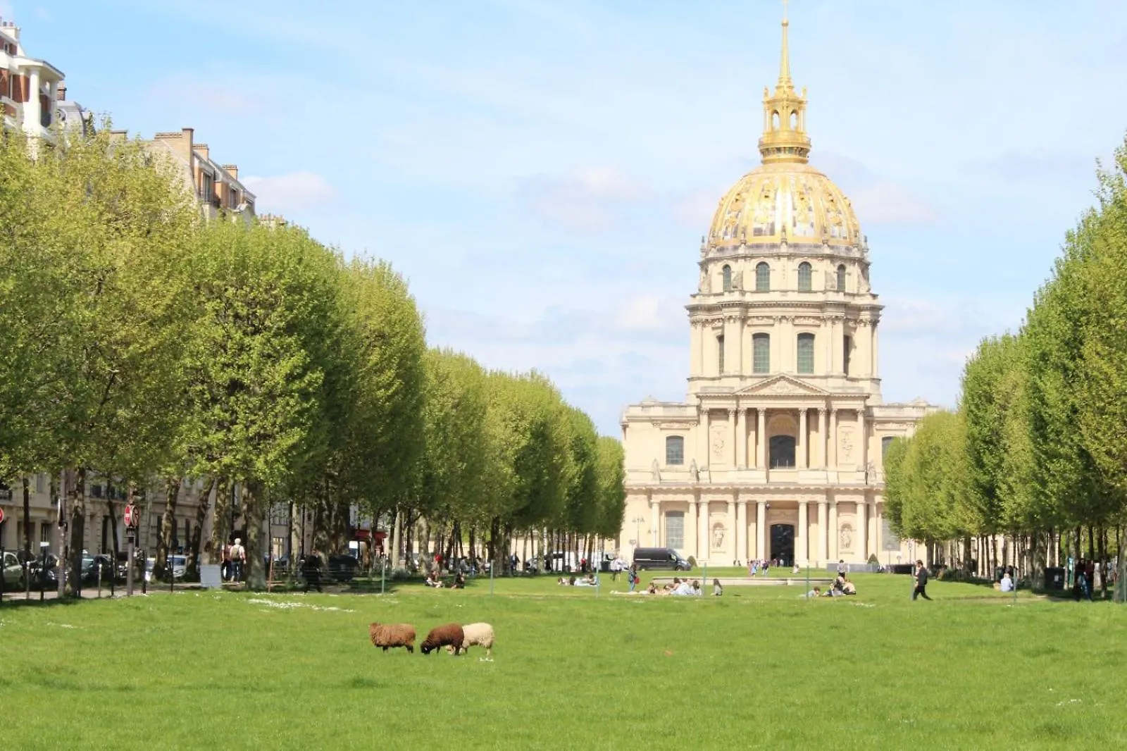 Bright & Elegant Appartment With View Over Invalides, Near St Germain Des Pres Paris 0*,